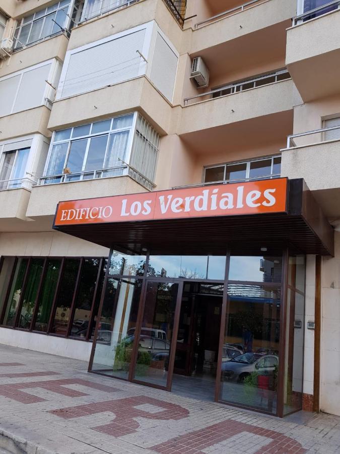Apartamento Estudio Loft En El Centro Para 3 O 4 Personas Cama Doble Y Sofa Cama Check In A Partir De Las 15 Y 30 Min Pm Y Check Out Hasta Las 11 Y 30 Pm Con Wifi Normalmente No Se Puede Adelantar El Check In Torremolinos Exterior foto
