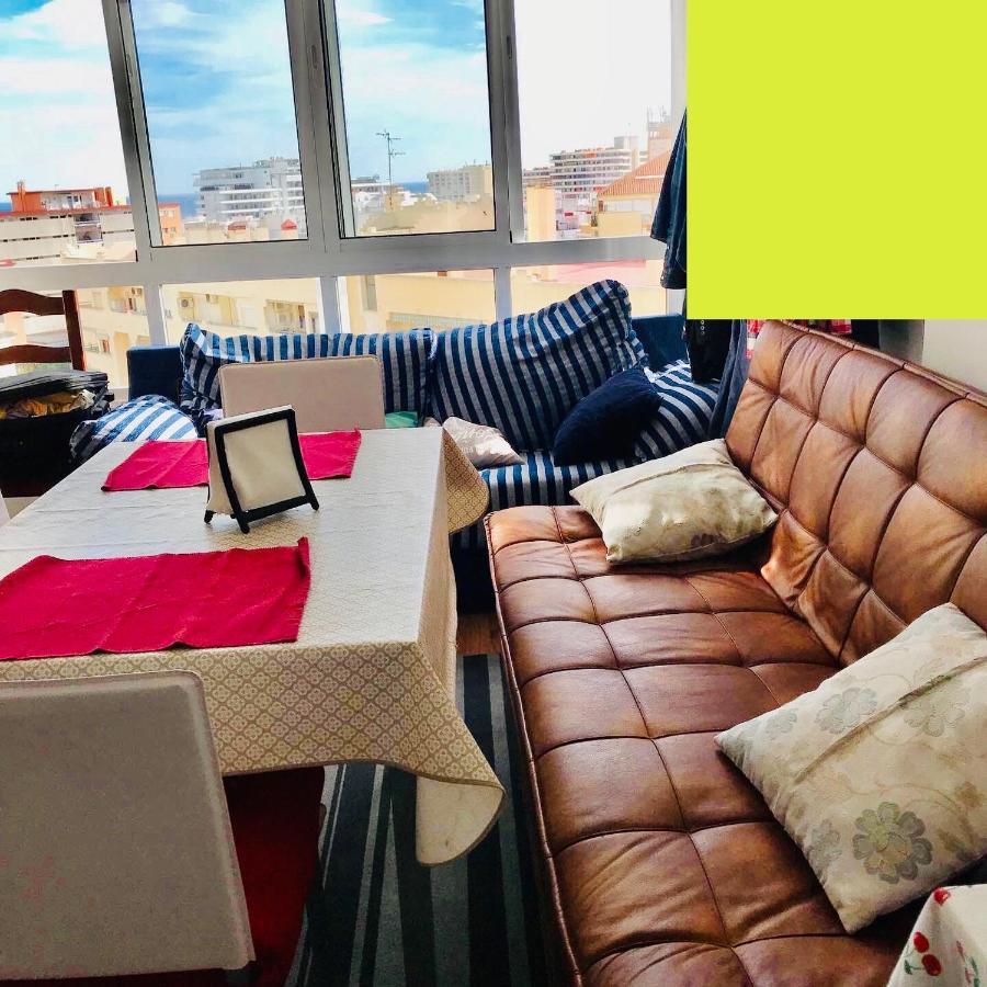 Apartamento Estudio Loft En El Centro Para 3 O 4 Personas Cama Doble Y Sofa Cama Check In A Partir De Las 15 Y 30 Min Pm Y Check Out Hasta Las 11 Y 30 Pm Con Wifi Normalmente No Se Puede Adelantar El Check In Torremolinos Exterior foto
