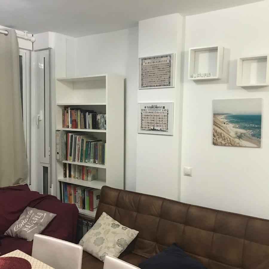 Apartamento Estudio Loft En El Centro Para 3 O 4 Personas Cama Doble Y Sofa Cama Check In A Partir De Las 15 Y 30 Min Pm Y Check Out Hasta Las 11 Y 30 Pm Con Wifi Normalmente No Se Puede Adelantar El Check In Torremolinos Exterior foto